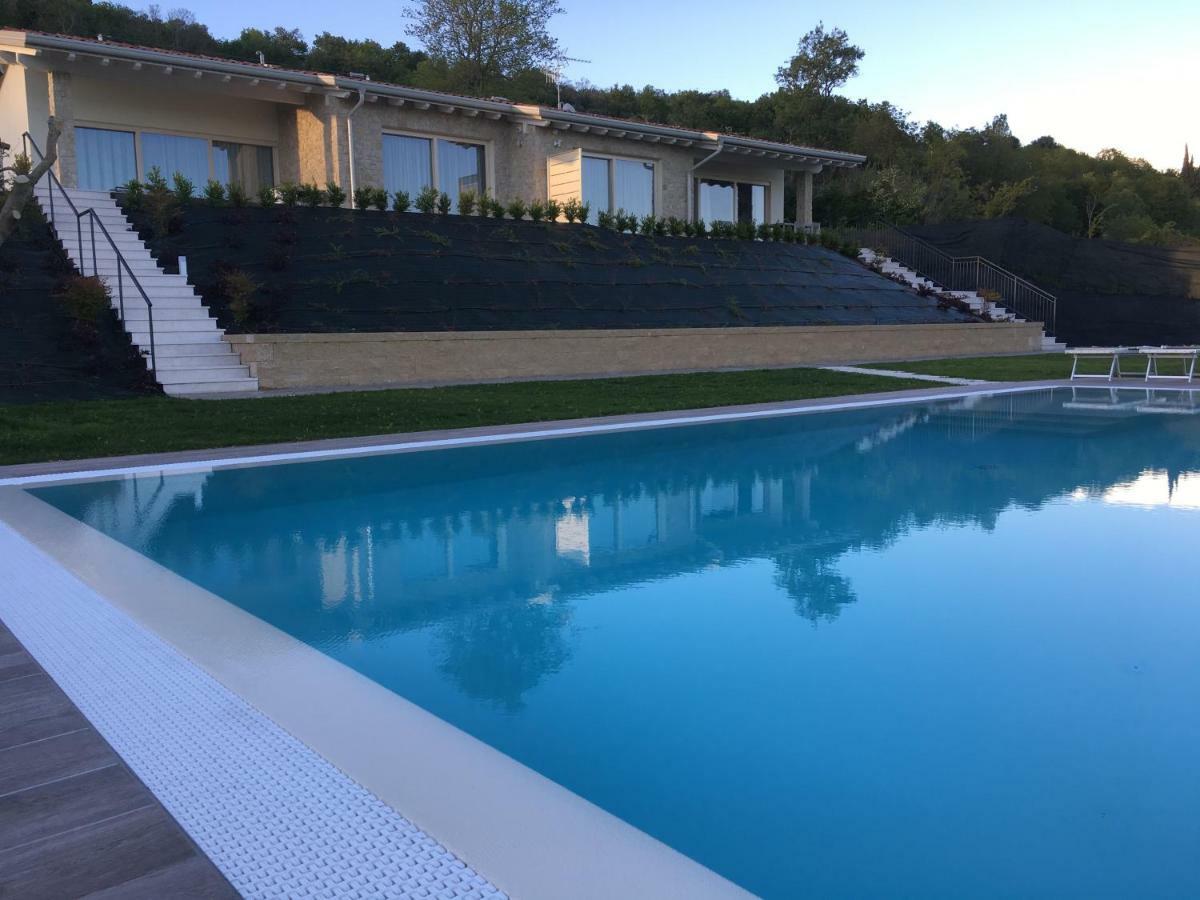 Villa Brusadela Suites Garda Exterior foto